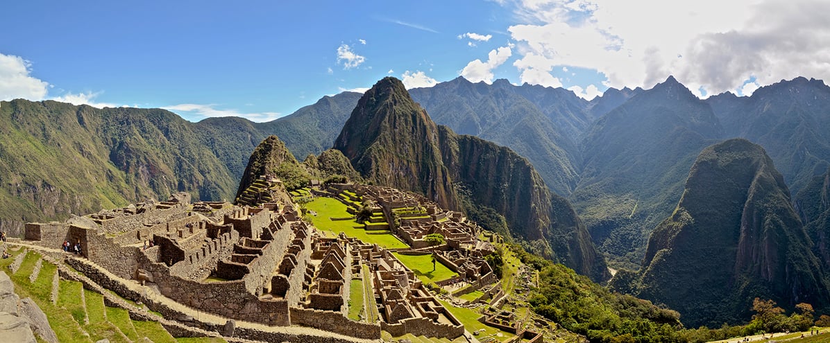 Peru. Inkas, Berge, Wüste, Dschungel, Ruinen ... von fast allem alles.